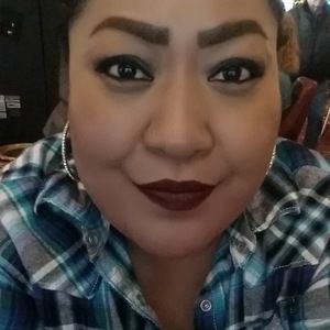 Meet your Posher, Stacy